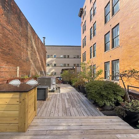 The Historic Lyric Penthouse With Private Rooftop Cincinnati Exterior photo