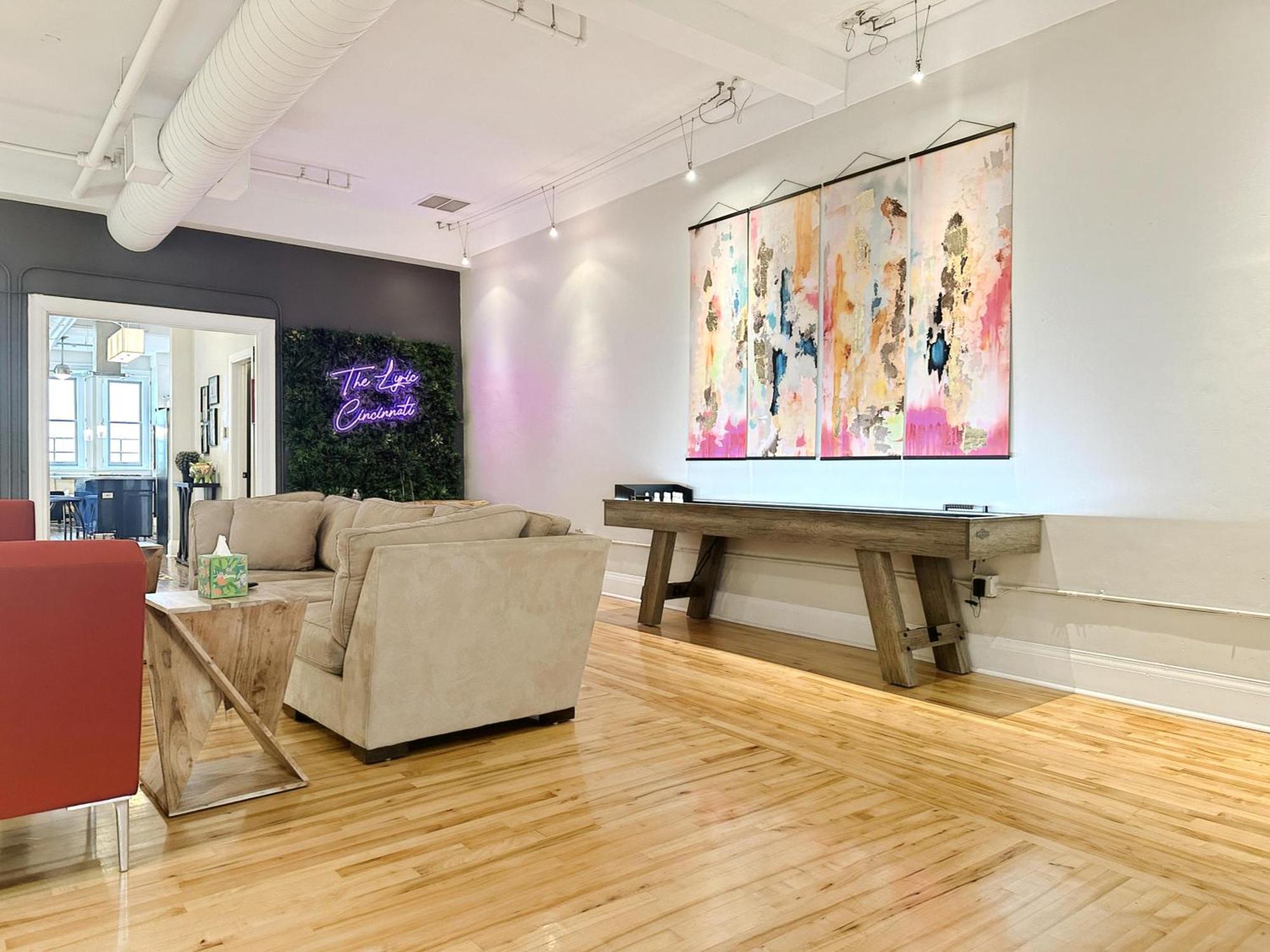 The Historic Lyric Penthouse With Private Rooftop Cincinnati Exterior photo