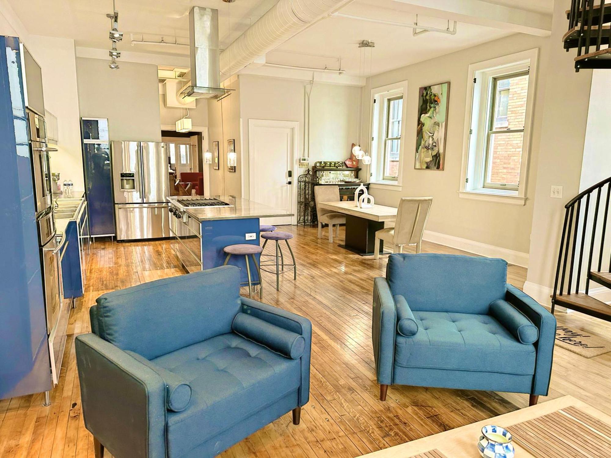 The Historic Lyric Penthouse With Private Rooftop Cincinnati Exterior photo
