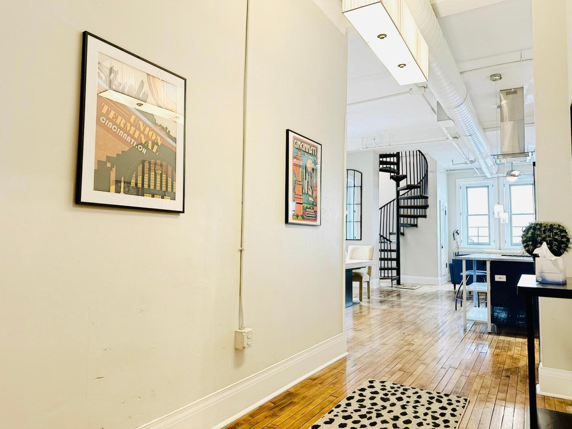 The Historic Lyric Penthouse With Private Rooftop Cincinnati Exterior photo