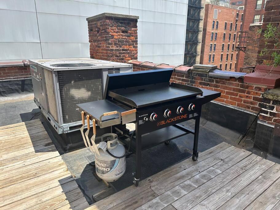 The Historic Lyric Penthouse With Private Rooftop Cincinnati Exterior photo