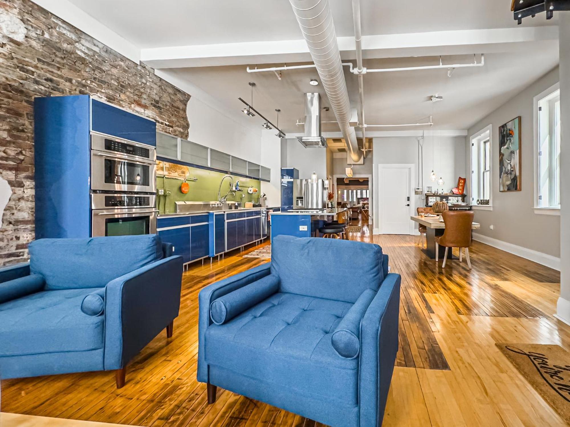 The Historic Lyric Penthouse With Private Rooftop Cincinnati Exterior photo