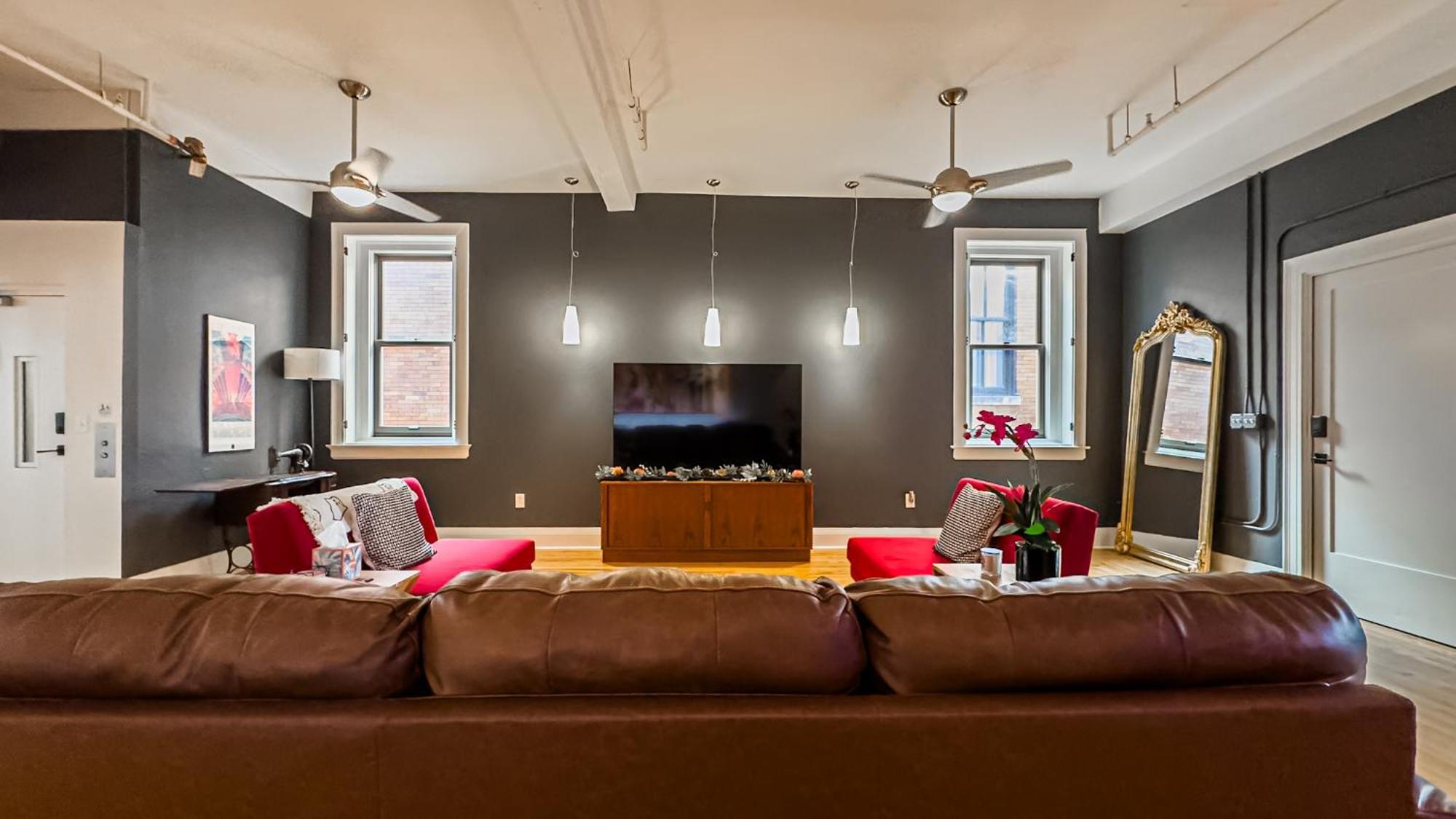 The Historic Lyric Penthouse With Private Rooftop Cincinnati Exterior photo